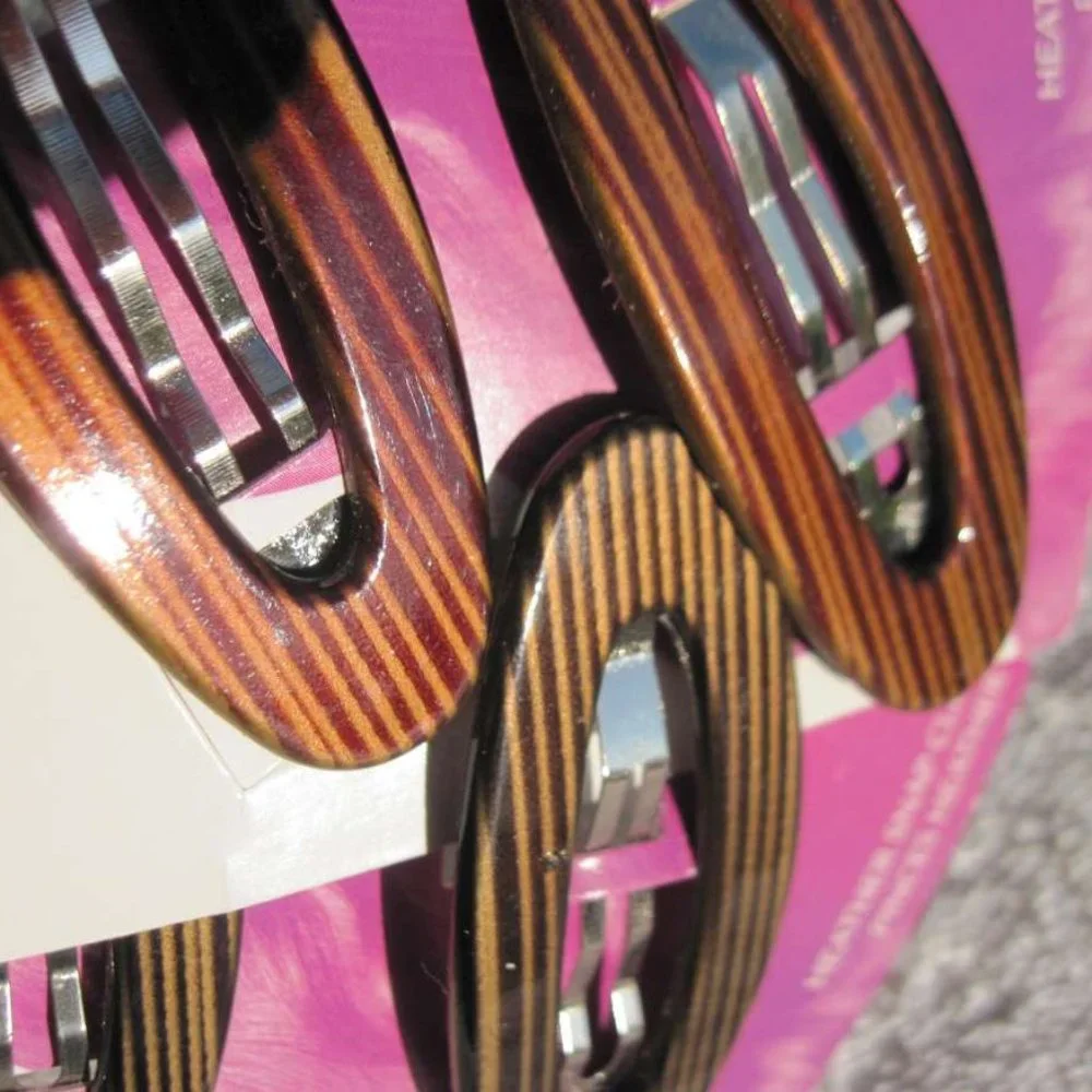 2 Goody Heather Black Brown Striped Tan Flexible Plastic Cover Metal Snap Clips